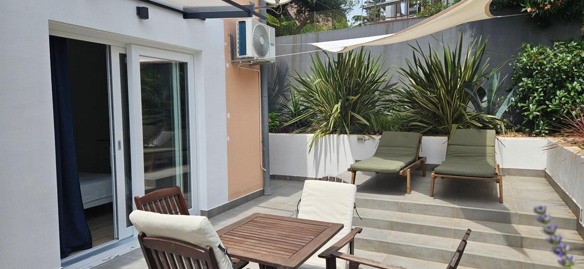 Apartment Maya Near The Beach Premantura Esterno foto